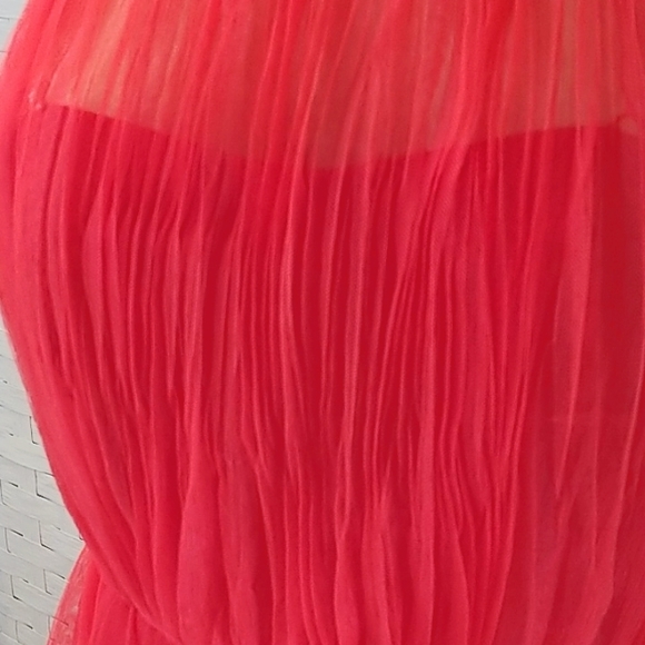 Simply Adorable Tea Length Halter - Picture 4 of 7